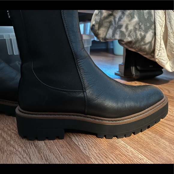 Sam Edelman Laguna Chelsea Boot - Picture 11 of 11